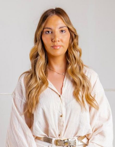 Mara Antunes Ferr&aacute;s